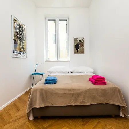Mary Apartamento *